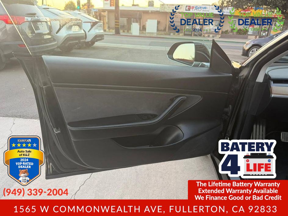 Used 2018 Tesla Model 3 Long Range RWD image 32