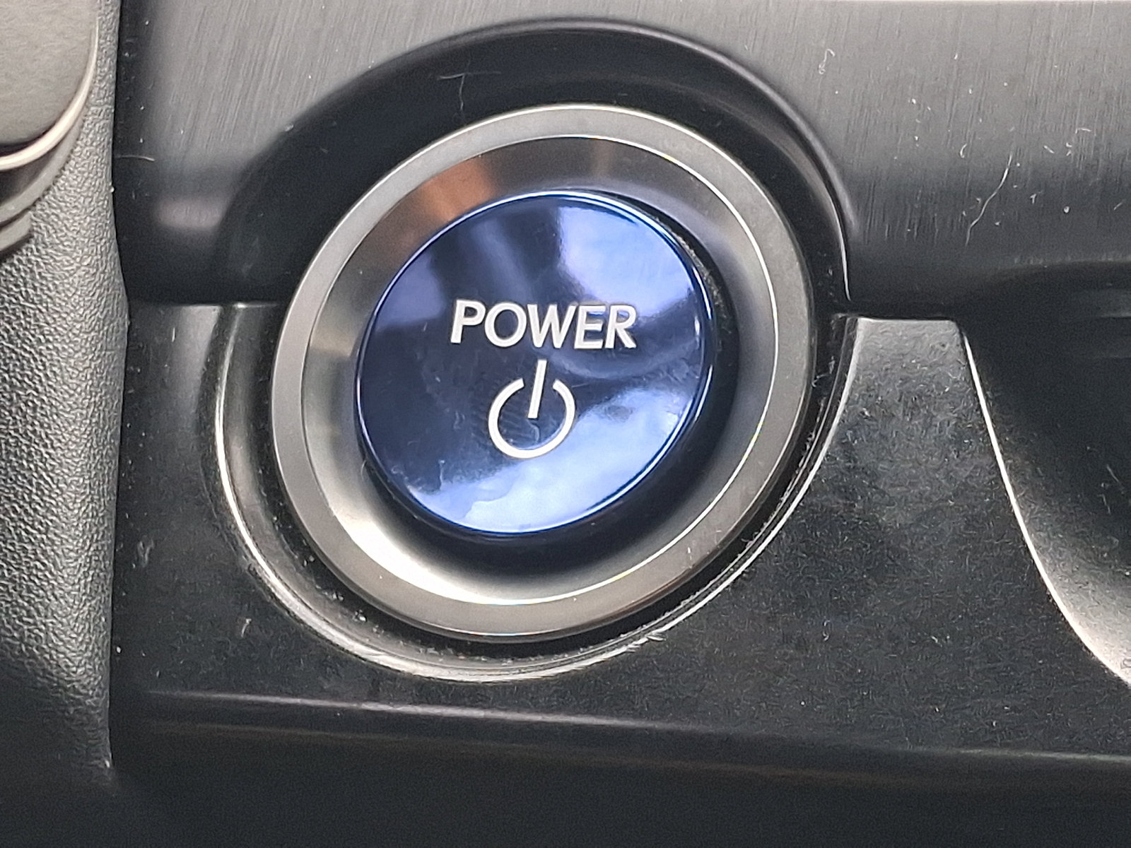 Used 2019 Lexus UX 250h F Sport AWD/4WD image 23