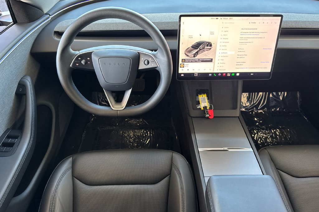 Used 2025 Tesla Model 3 Long Range RWD image 13