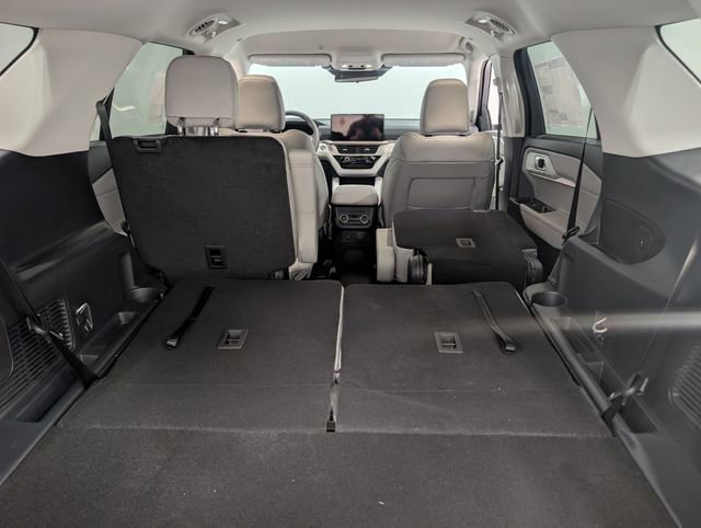 New 2026 Ford Explorer Active image 36
