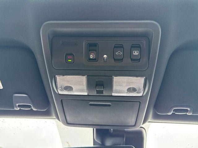 Used 2023 Nissan Titan PRO-4X w/ Pro-4x Convenience Package AWD/4WD image 34