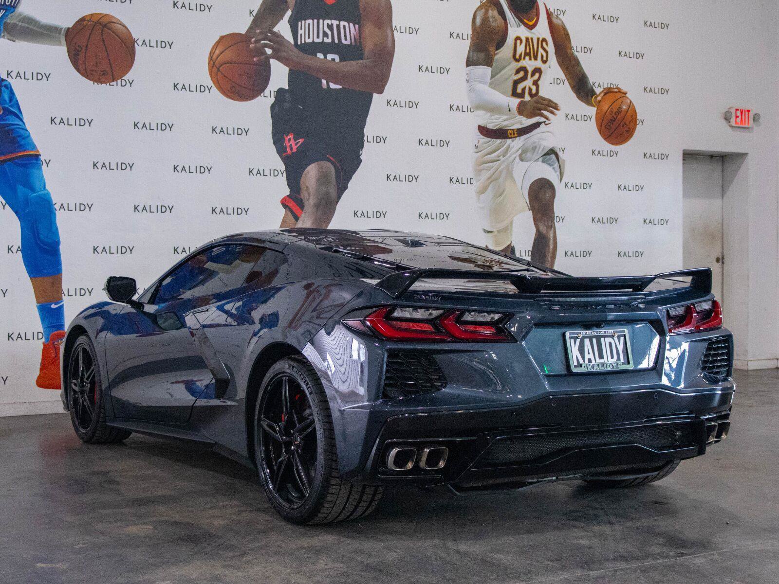 Used 2020 Chevrolet Corvette Stingray Preferred Cpe w/ 2LT Preferred Equipment Group RWD image 20