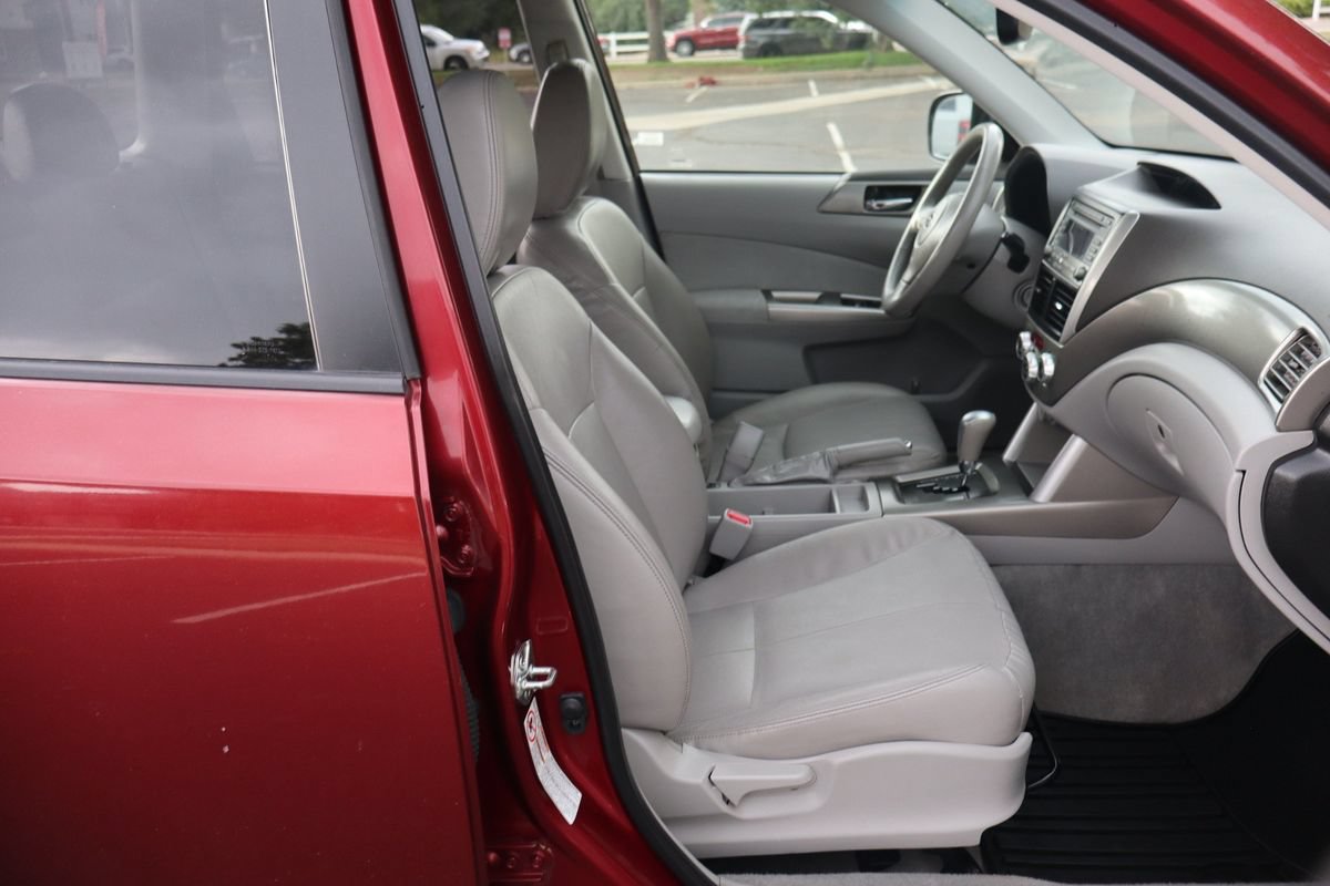 Used 2010 Subaru Forester 2.5X Limited w/ Popular Equipment Group 4B AWD/4WD image 22