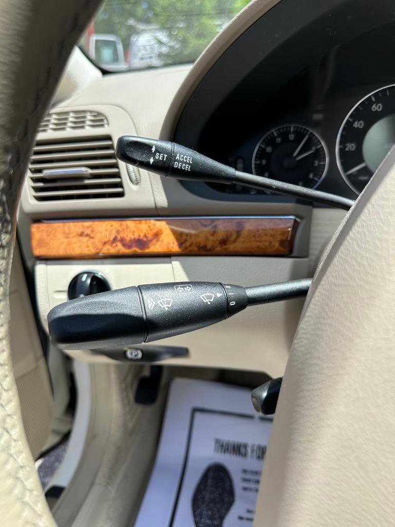 Used 2006 Mercedes-Benz E 350 Sedan image 23