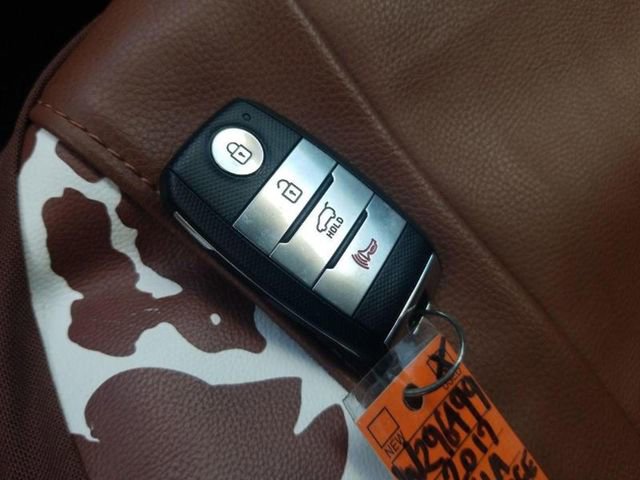 Used 2017 Kia Sportage SX image 17