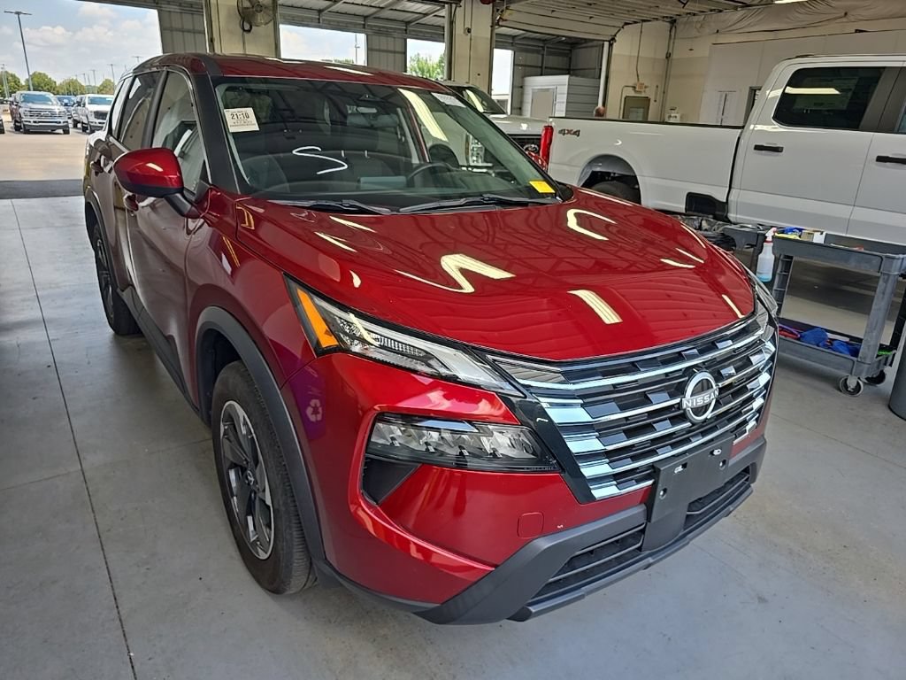 Used 2024 Nissan Rogue SV