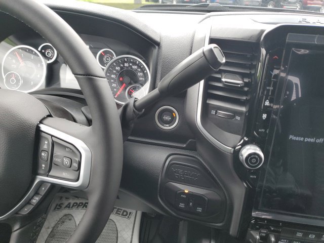 New 2026 RAM 2500 Big Horn AWD/4WD image 19