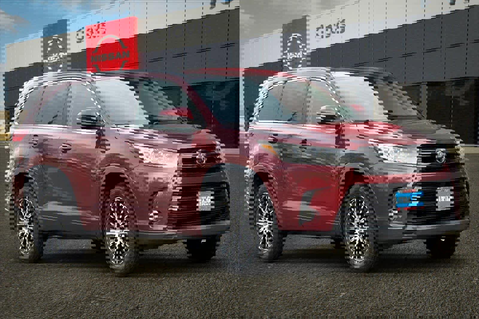 Used 2017 Toyota Highlander SE image 10