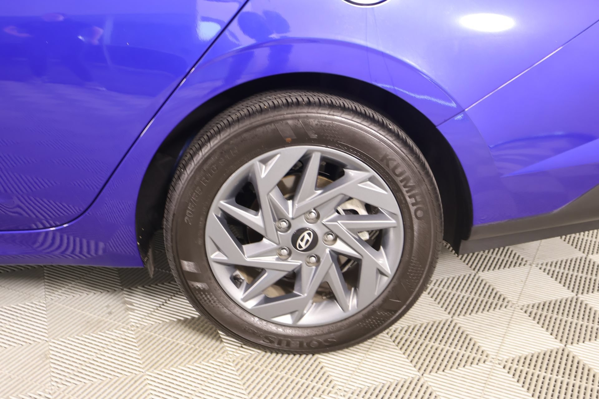 Certified 2024 Hyundai Elantra SEL FWD image 18