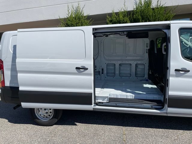 New 2026 Ford Transit 350 148 Low Roof AWD image 38