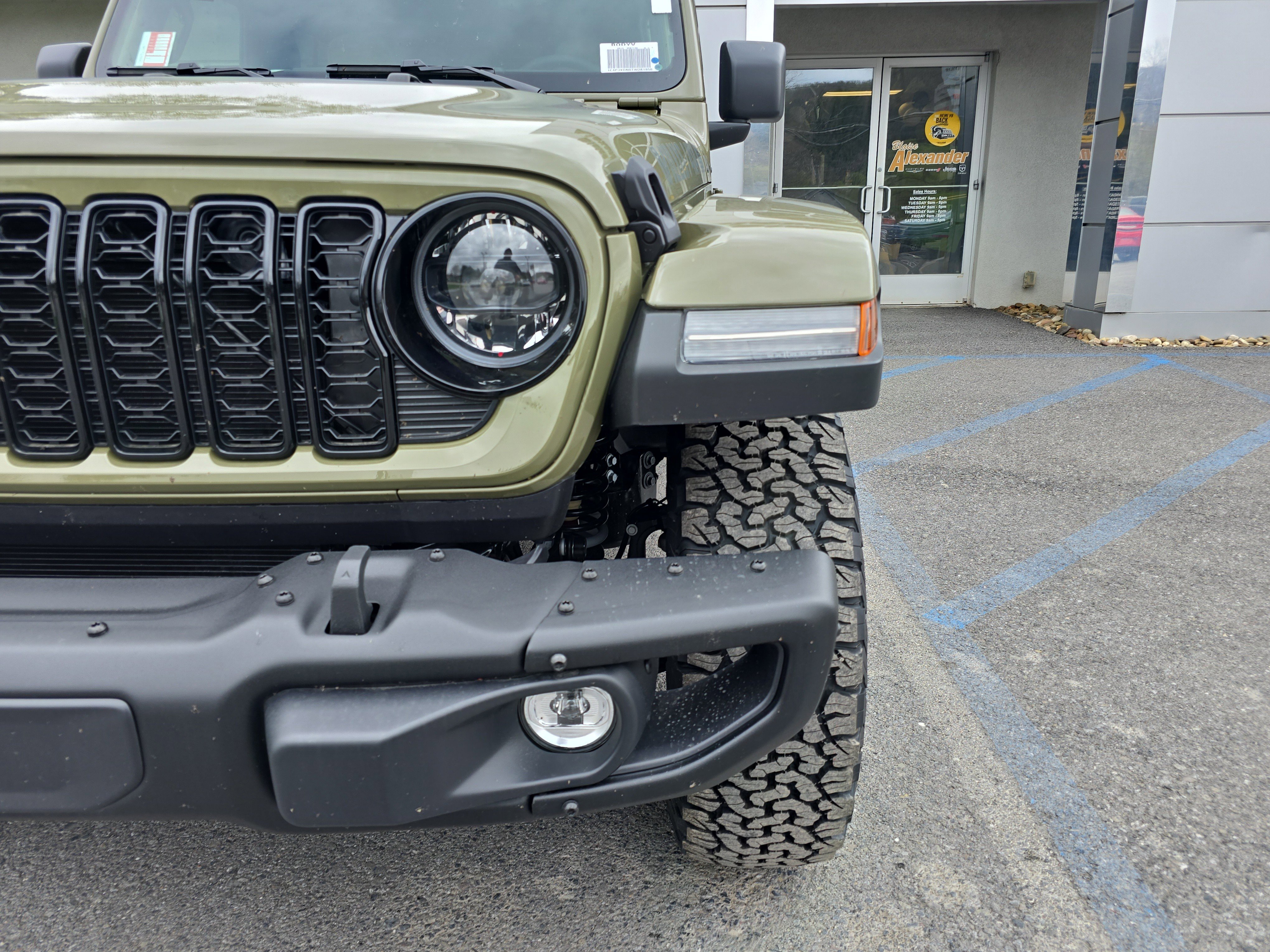 New 2026 Jeep Wrangler Unlimited Sport AWD/4WD image 10