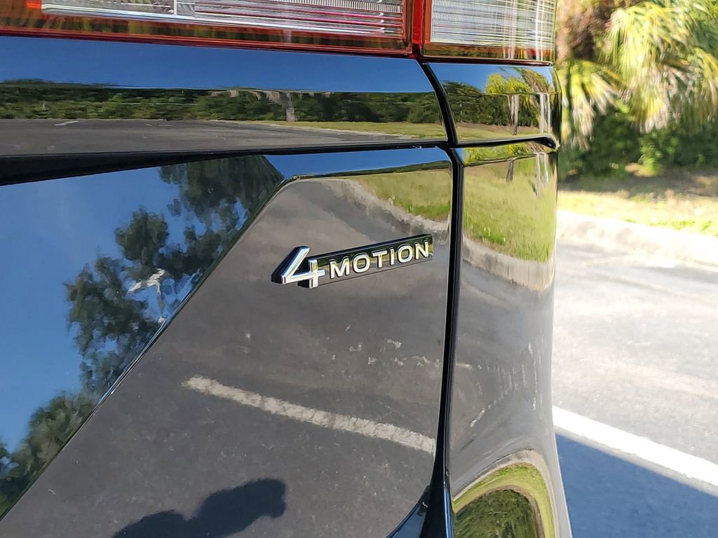 New 2026 Volkswagen Atlas Peak Edition image 7