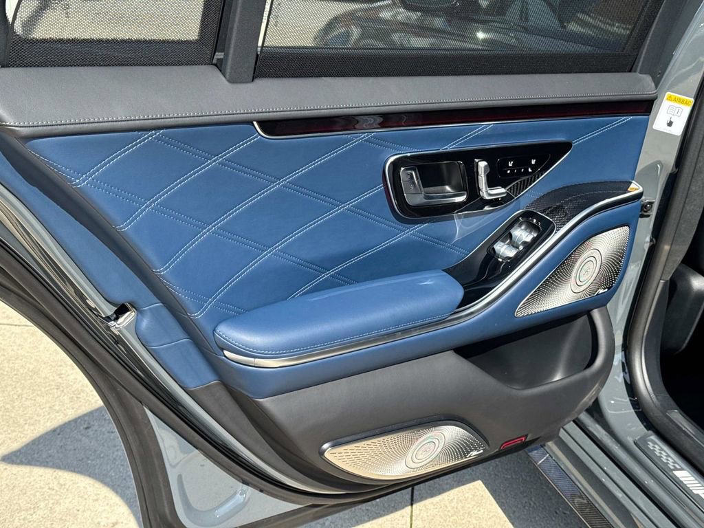 New 2025 Mercedes-Benz S 63 AMG S image 11