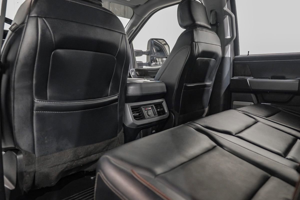 Used 2024 Ford F350 Lariat w/ FX4 Off-Road Package image 39