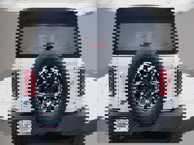 Used 2024 Ford Bronco Outer Banks image 4