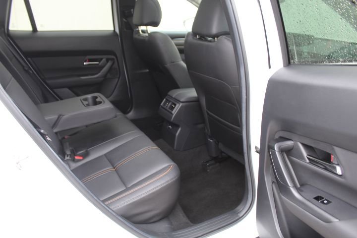 Used 2025 MAZDA CX-50 AWD 2.5 S w/ Premium Plus Pkg image 39
