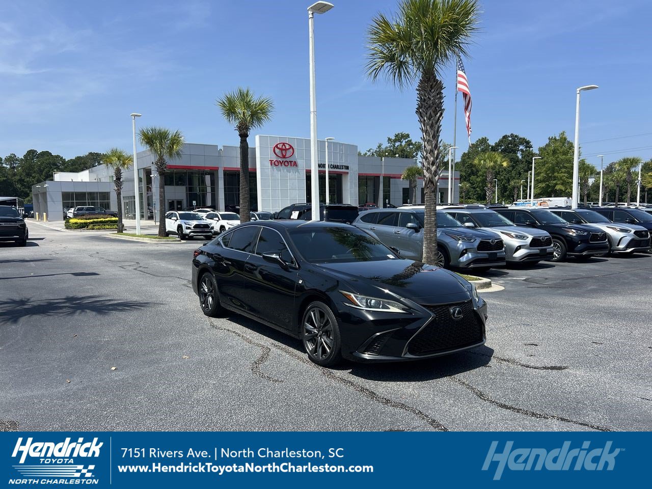 Used 2019 Lexus ES 350 F Sport w/ Accessory Package 2