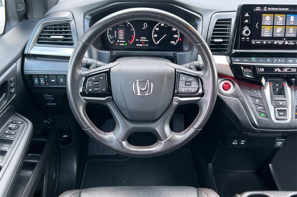 Used 2025 Honda Odyssey Sport-L image 16
