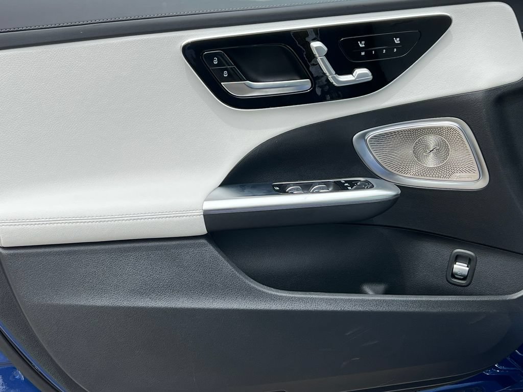 New 2026 Mercedes-Benz C 300 4MATIC Sedan image 13
