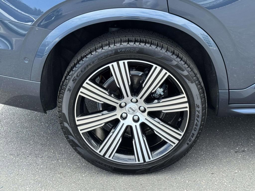 Used 2025 Volvo XC90 B6 Plus w/ Protection Package image 7
