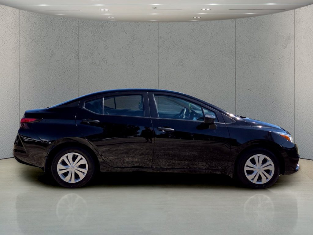 Used 2022 Nissan Versa S w/ Electronics Package FWD image 6
