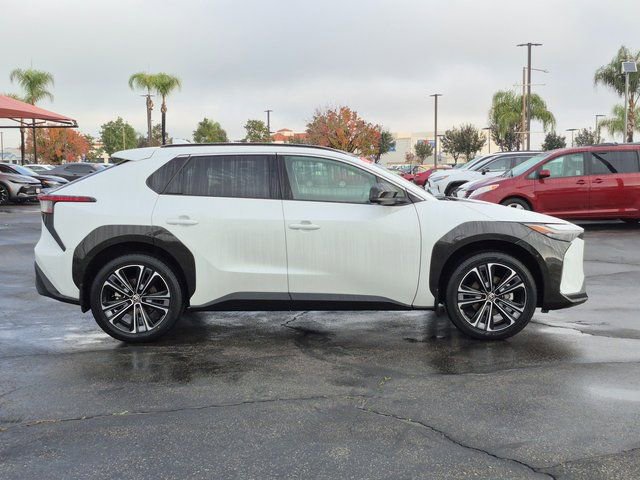 Used 2024 Toyota bZ4X Limited image 4