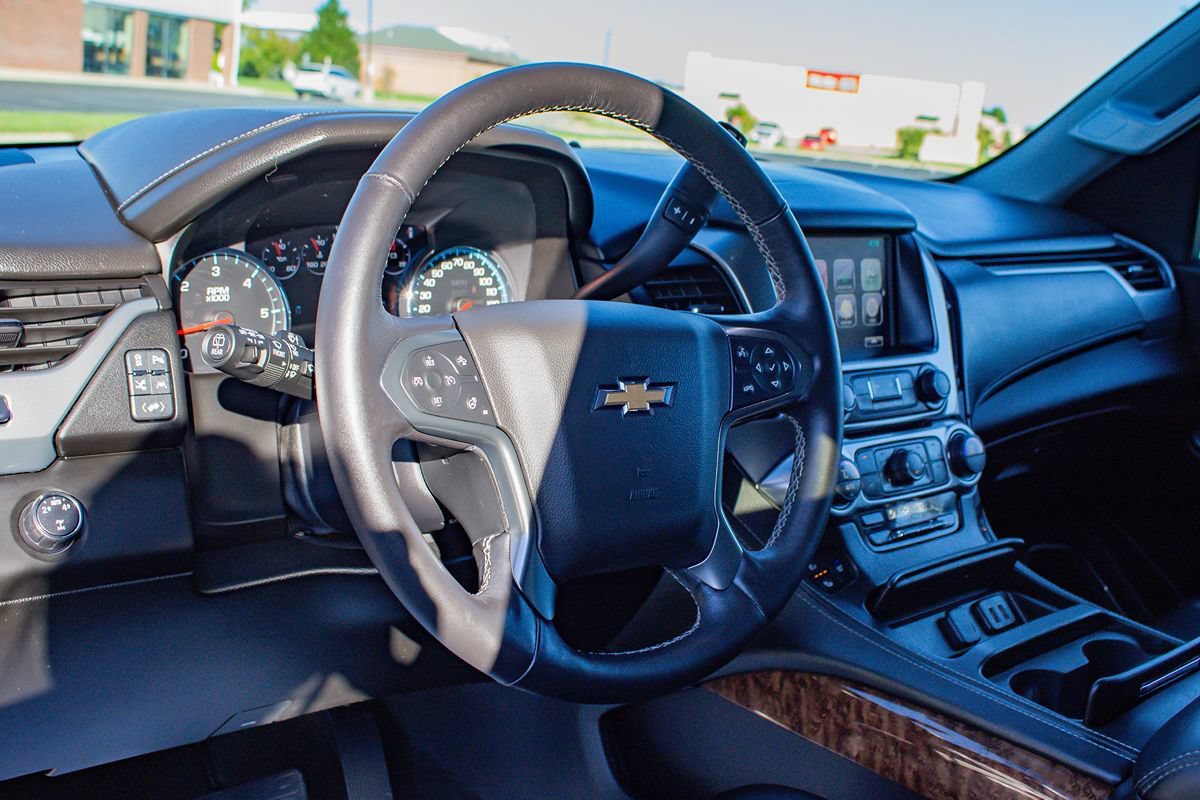 Used 2016 Chevrolet Suburban LTZ AWD/4WD image 22