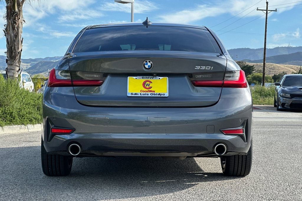 Used 2020 BMW 330i Sedan w/ Driving Assistance Package RWD image 4