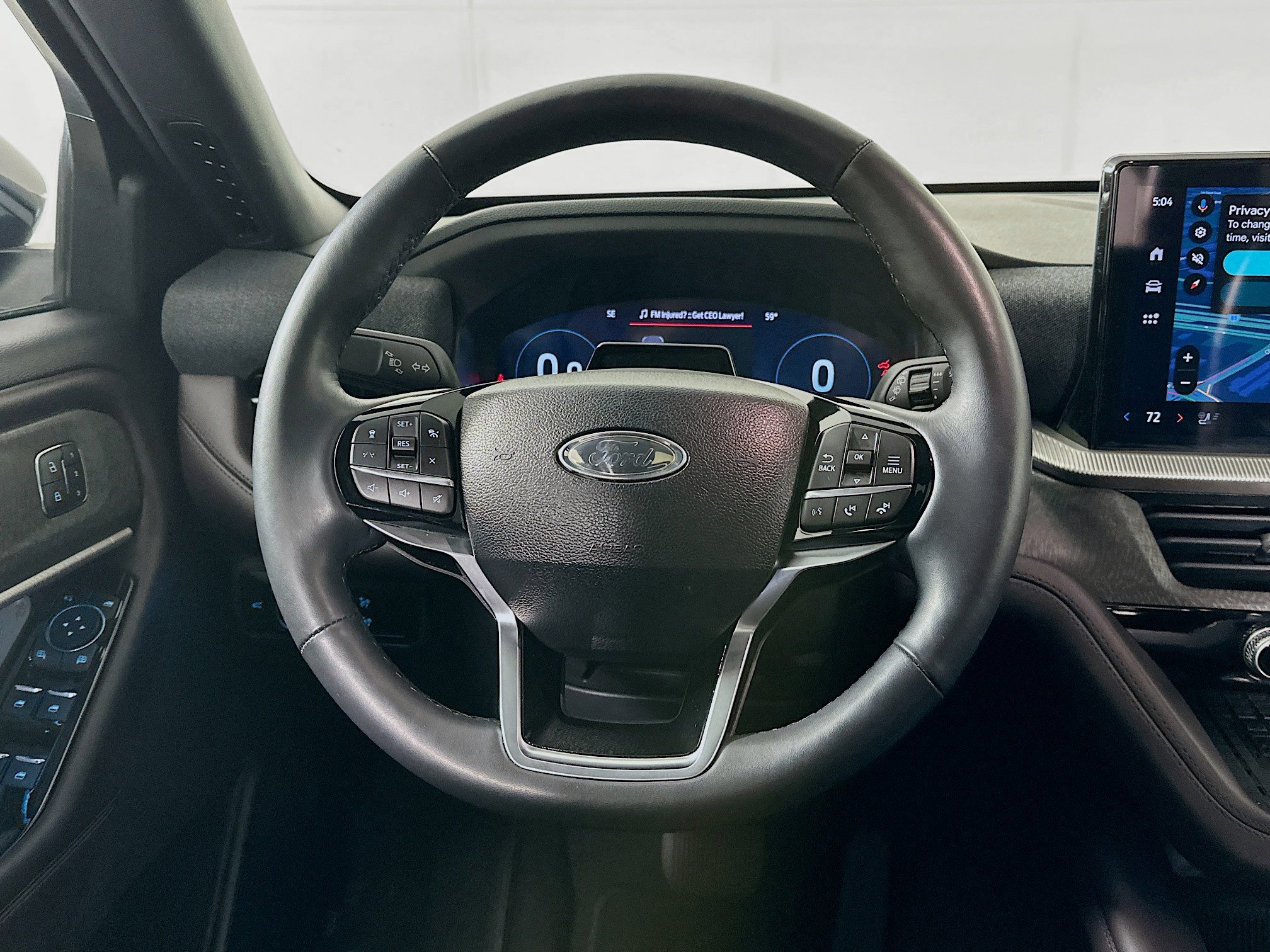 Used 2025 Ford Explorer Platinum w/ LUX Leather Package image 18