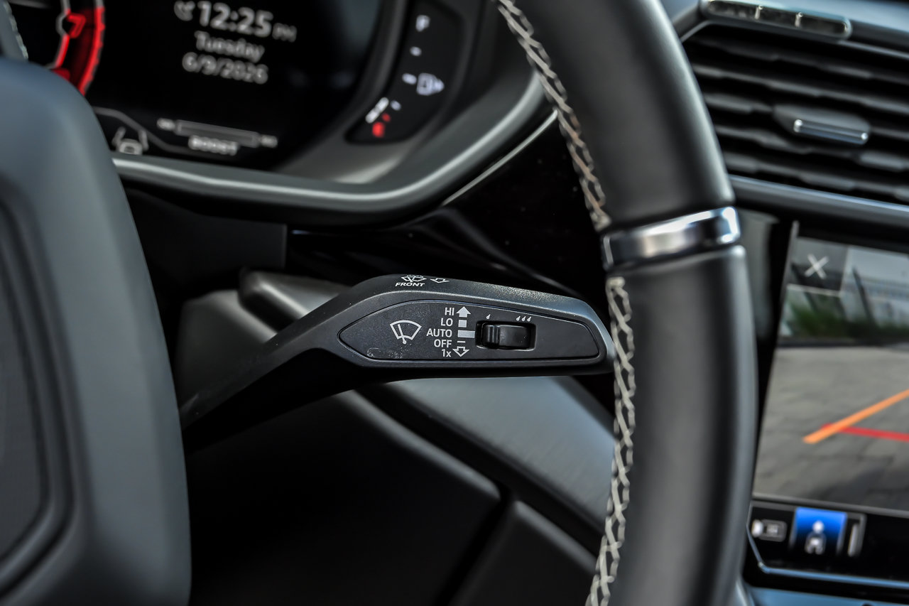 Used 2023 Lamborghini Urus S AWD/4WD image 35
