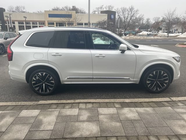 Used 2025 Volvo XC90 B6 Plus AWD/4WD image 6