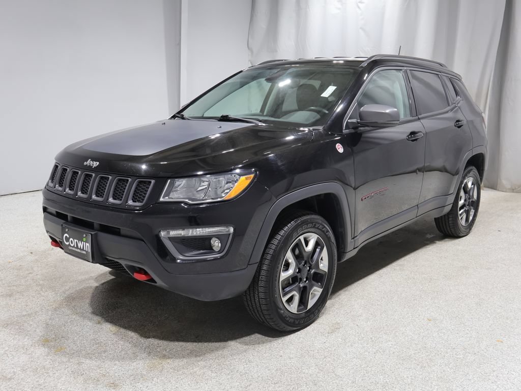 Used 2017 Jeep Compass Trailhawk w/ Leather Interior Group AWD/4WD image 5