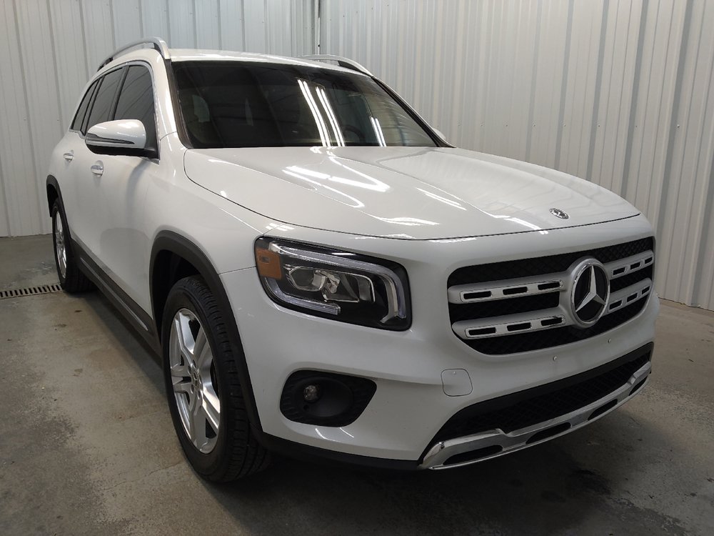 Used 2020 Mercedes-Benz GLB 250 w/ Premium Package image 13