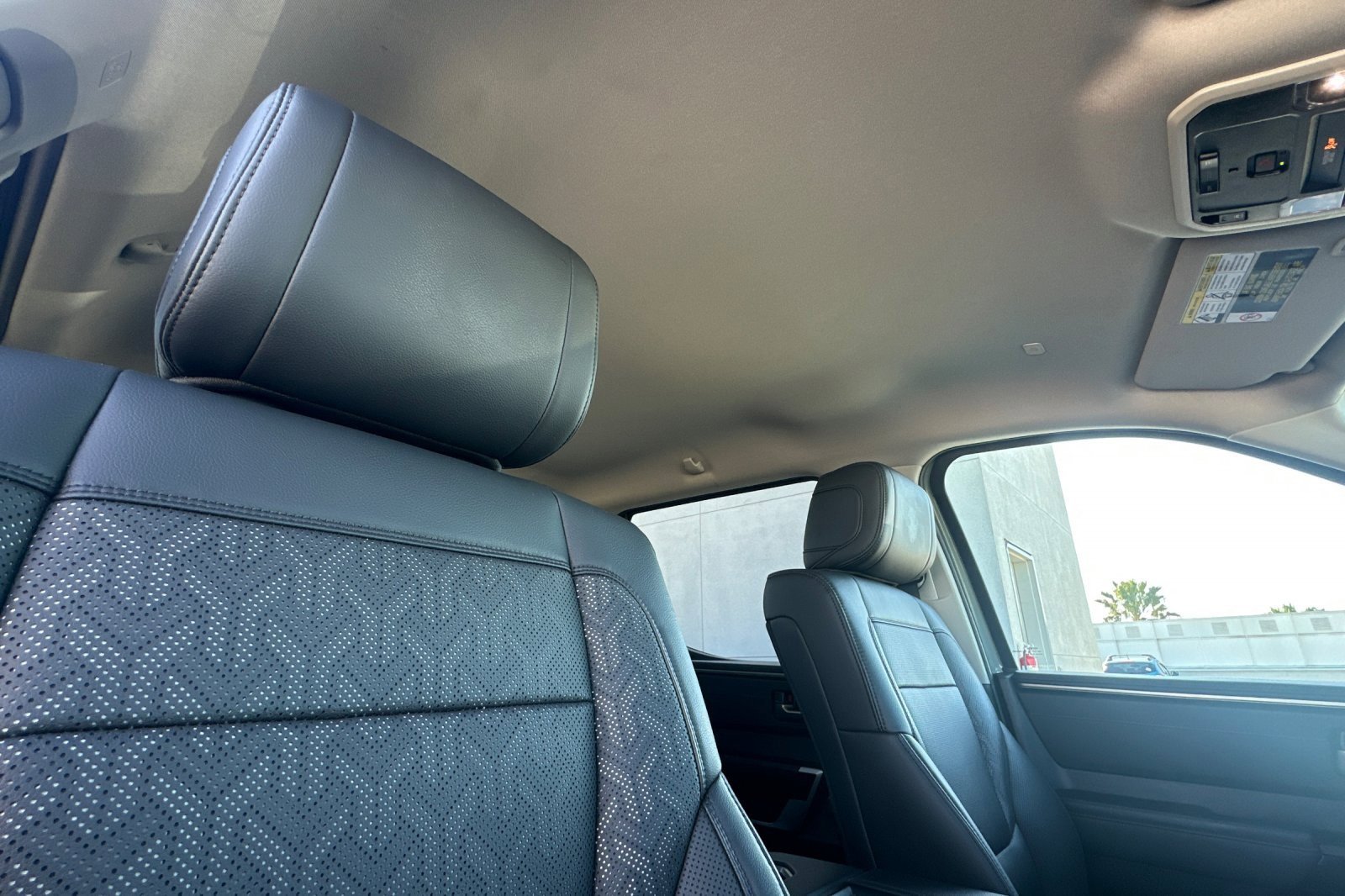 Used 2023 Toyota Tundra Limited image 15