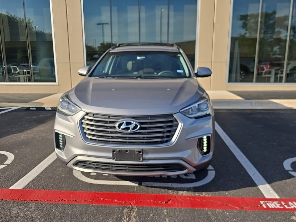 Used 2019 Hyundai Santa Fe XL SE FWD image 2