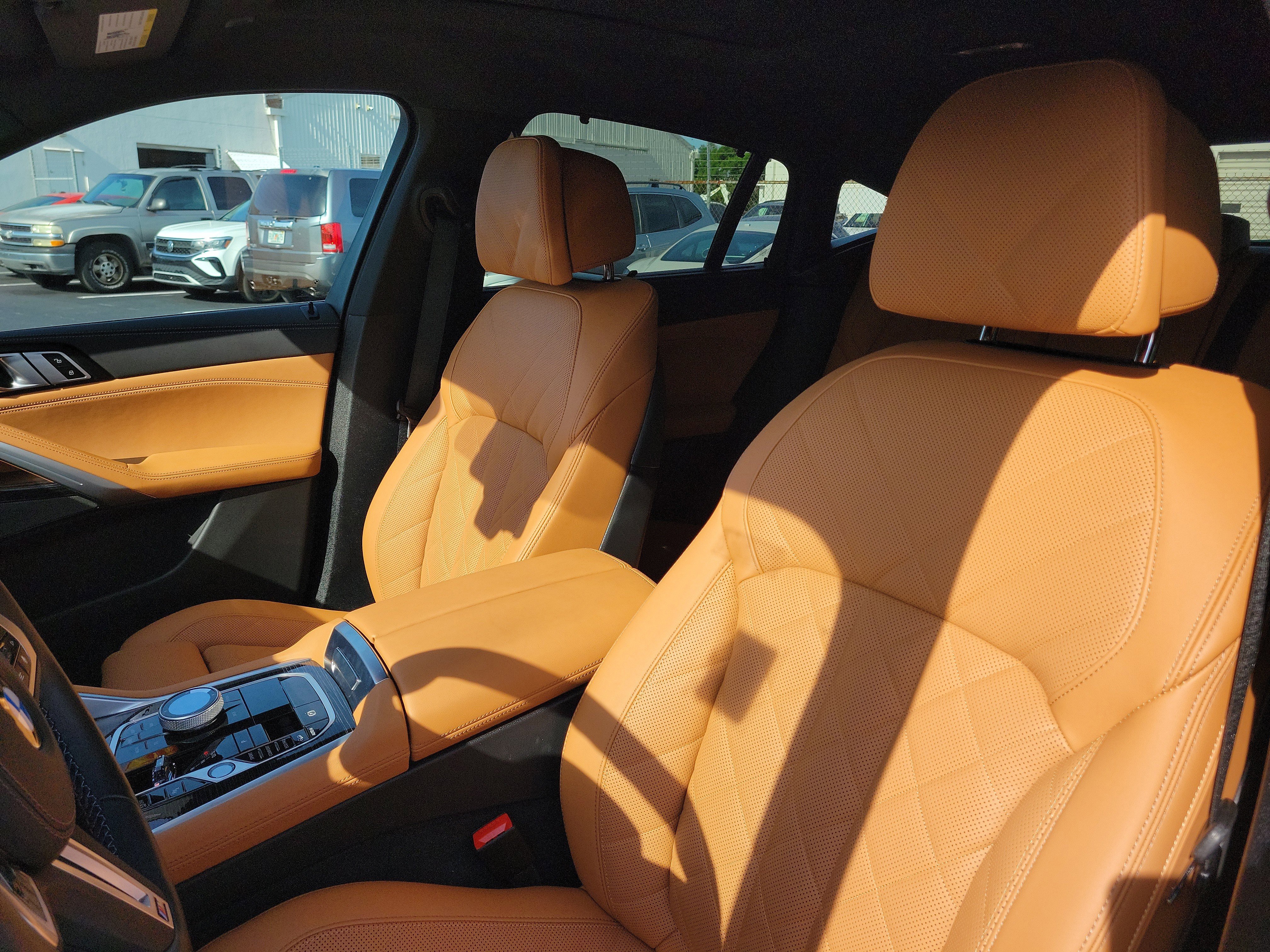 Used 2026 BMW X6 M60i AWD/4WD image 24