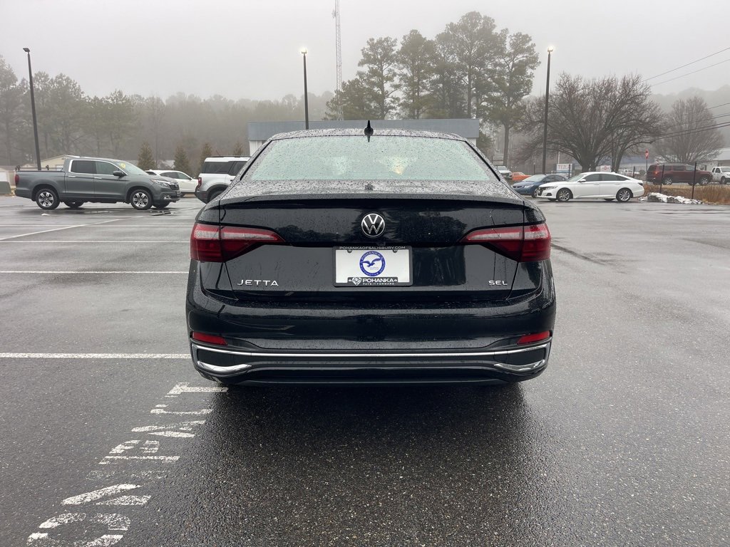 Used 2024 Volkswagen Jetta SEL image 6