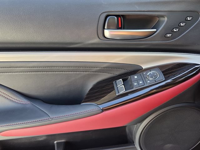 Used 2025 Lexus RC 300 w/ Premium Package RWD image 16