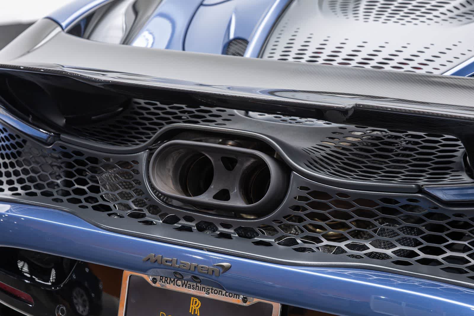 Used 2026 McLaren 750S Spider RWD image 9