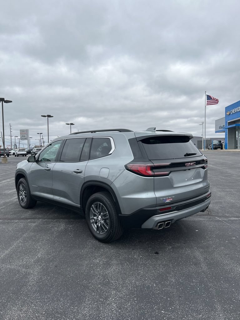 Used 2025 GMC Acadia Elevation FWD image 11