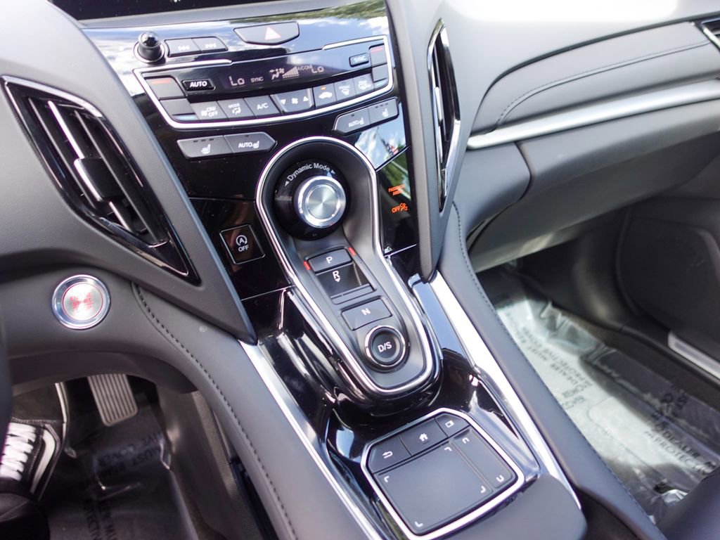 Used 2024 Acura RDX SH-AWD image 18