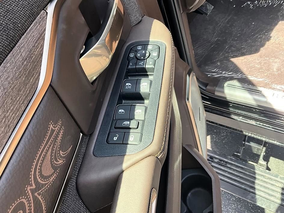 New 2026 RAM 3500 Longhorn AWD/4WD image 13