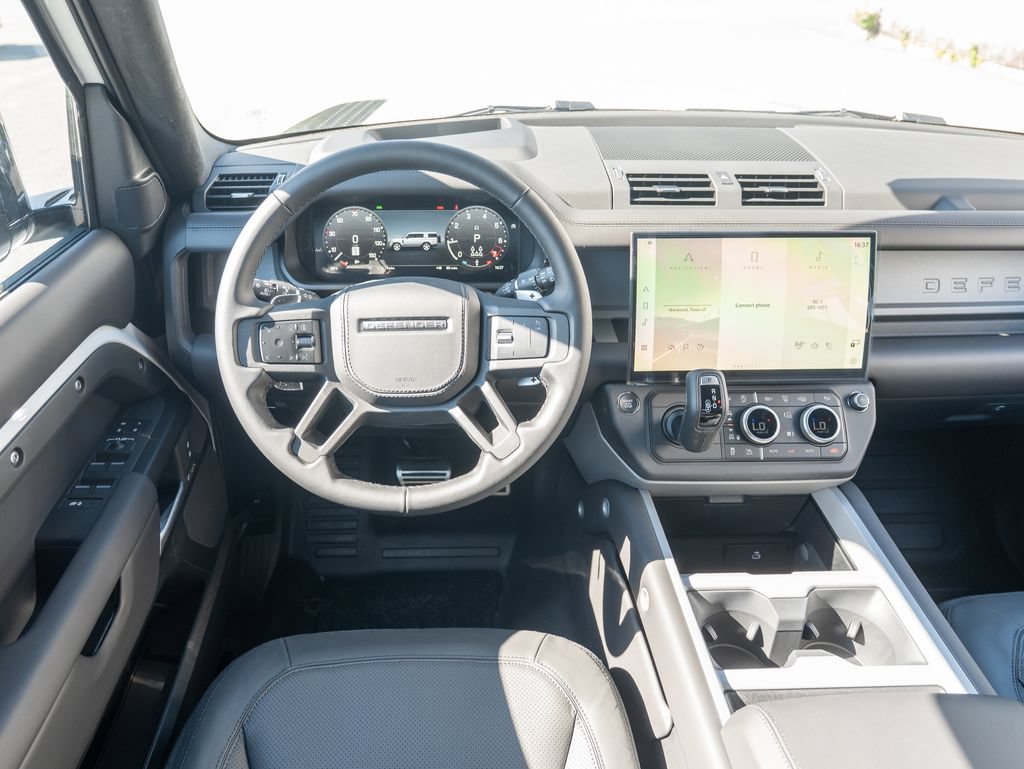 New 2026 Land Rover Defender 130 V8 AWD/4WD image 12