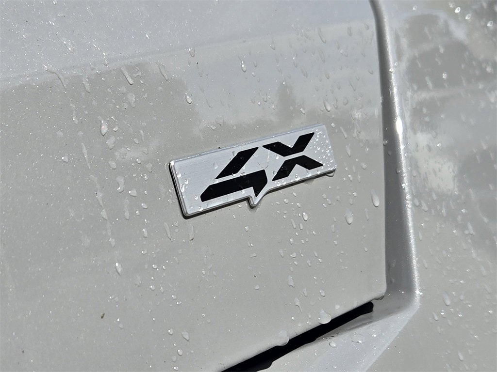 New 2026 Kia Sorento S image 7