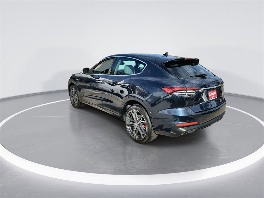 Used 2023 Maserati Levante Modena image 6