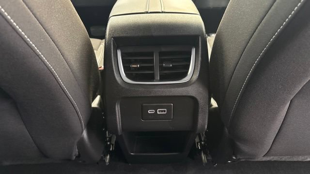 Used 2025 Chevrolet Blazer LT AWD/4WD image 31