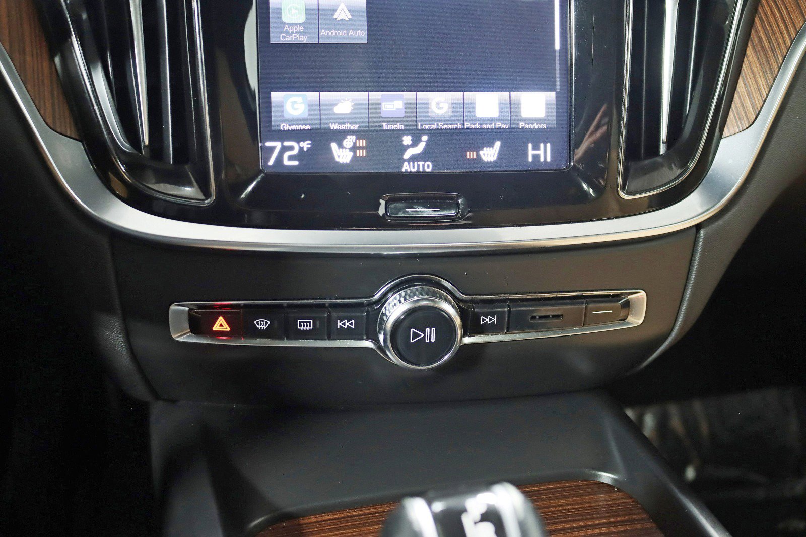 Used 2020 Volvo V60 T5 Cross Country image 23