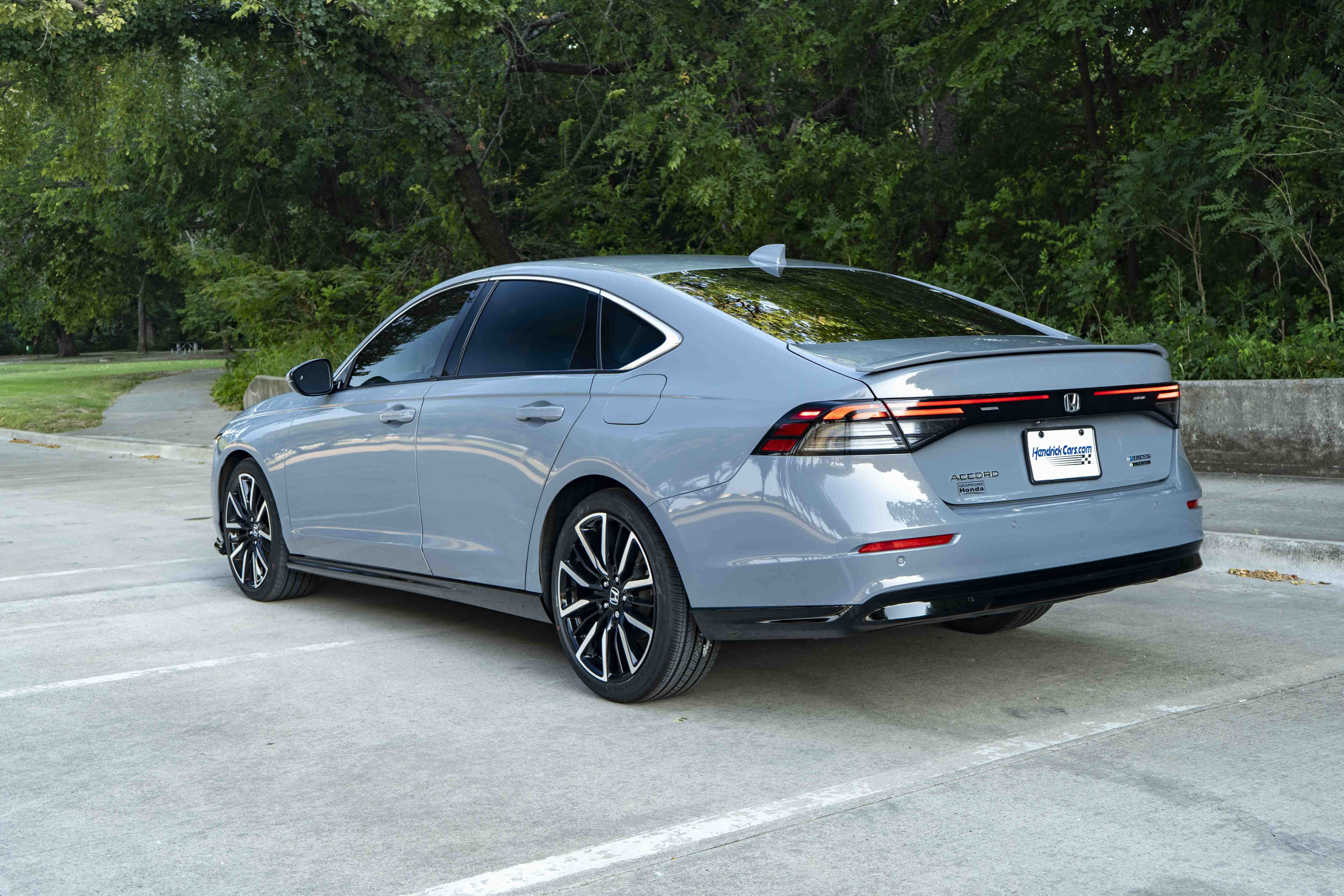 Used 2023 Honda Accord Touring image 7