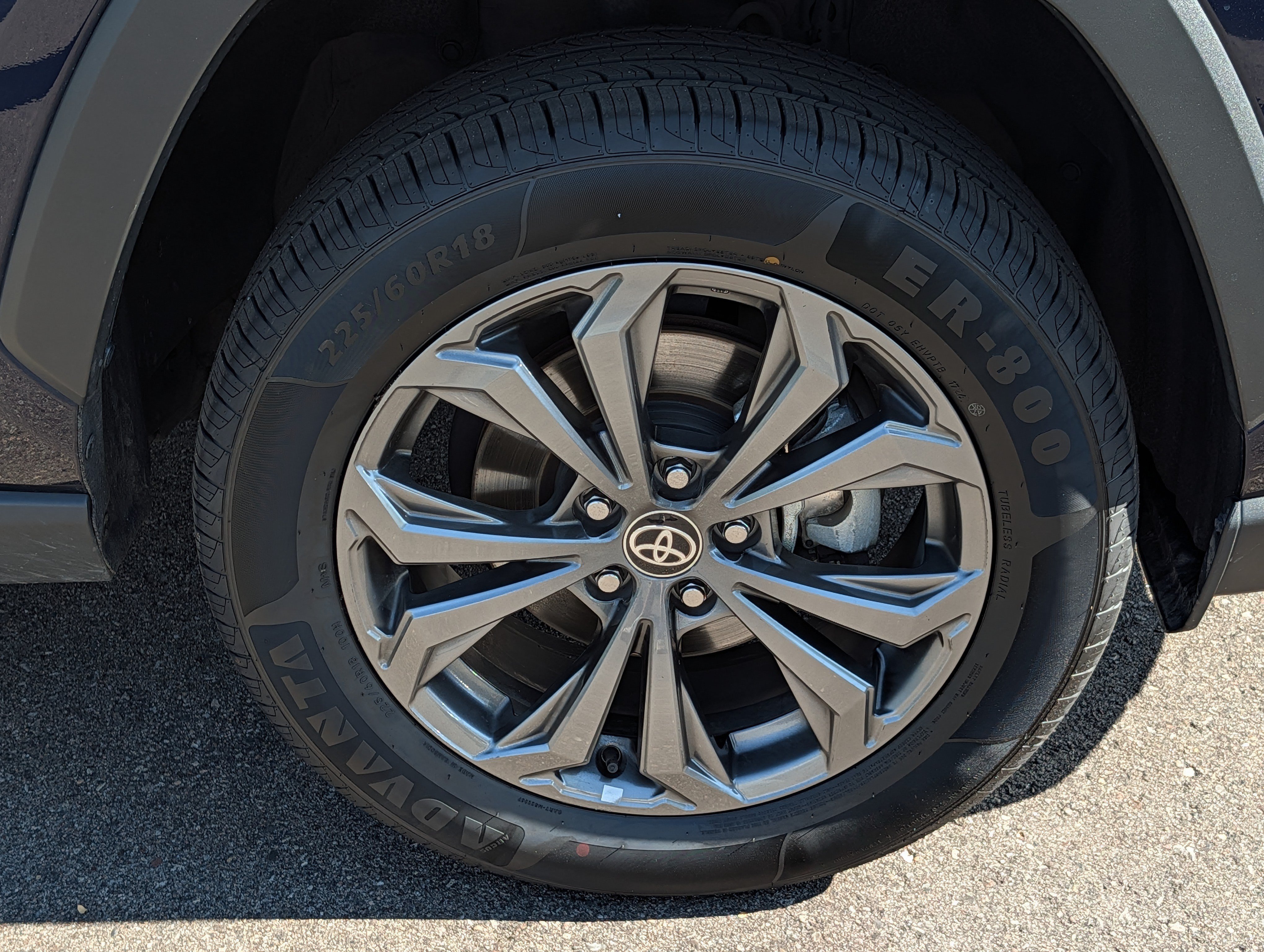 Used 2022 Toyota RAV4 Limited AWD/4WD image 15