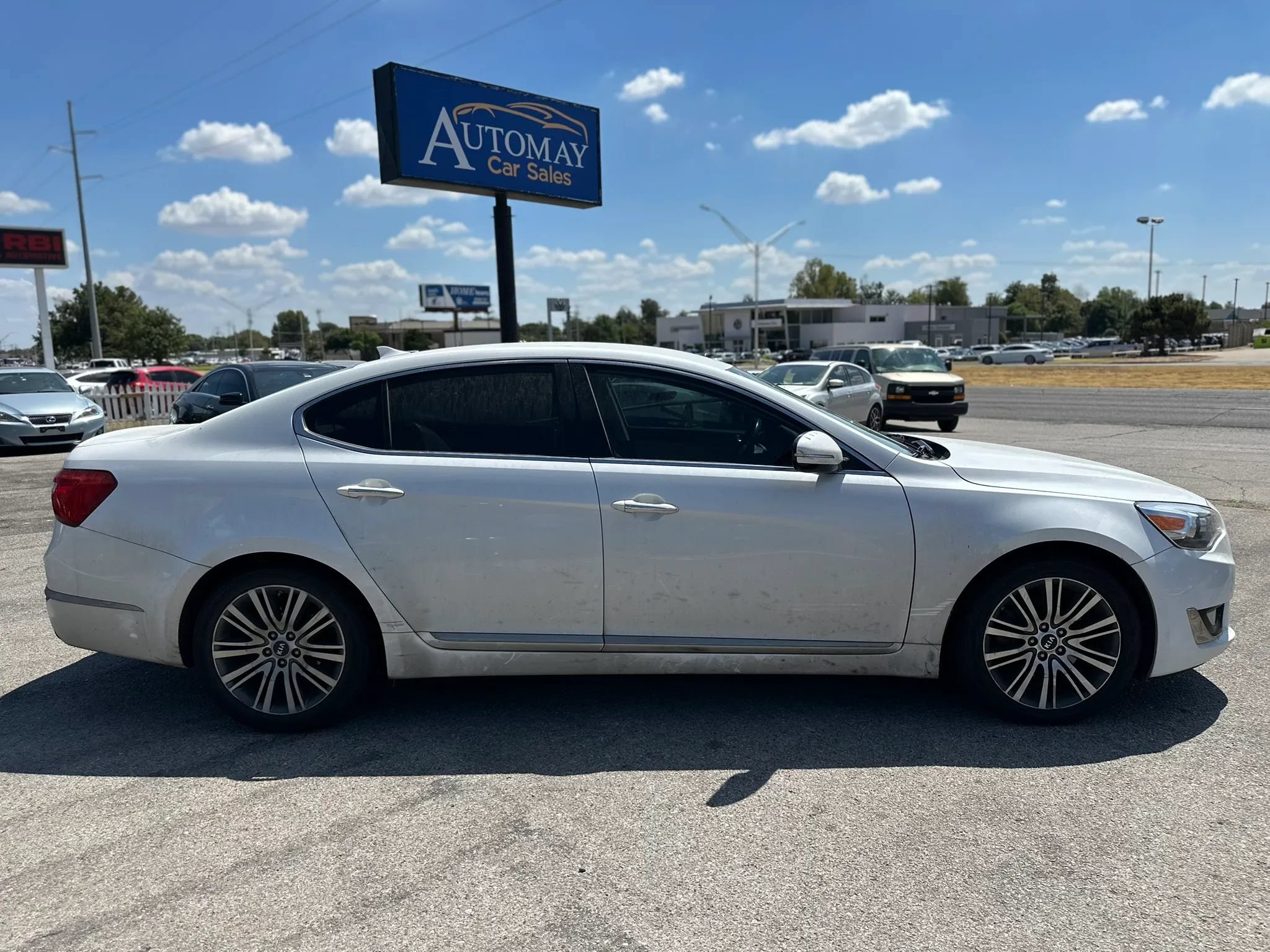 Used 2016 Kia Cadenza FWD image 5